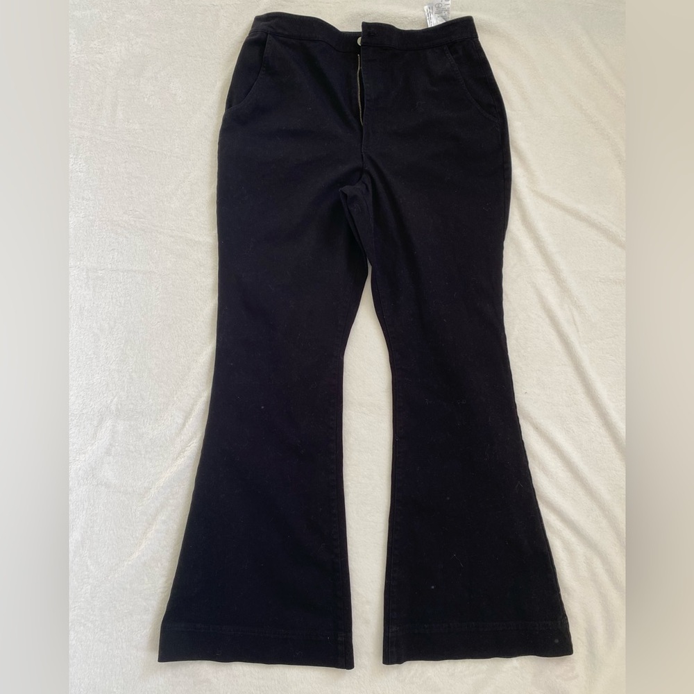 Hollister Size L Color Black